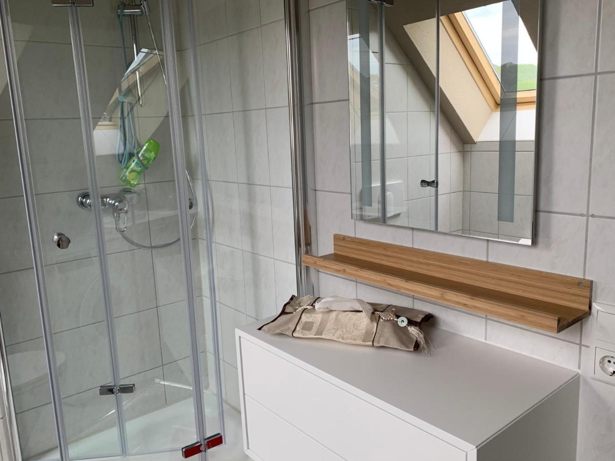 Fewo "Rabennest " Gemuetliche Wohnung Nahe Rabensteinklinikum - Kein Separates Schlafzimmer, Studiowohnung Chemnitz Buitenkant foto