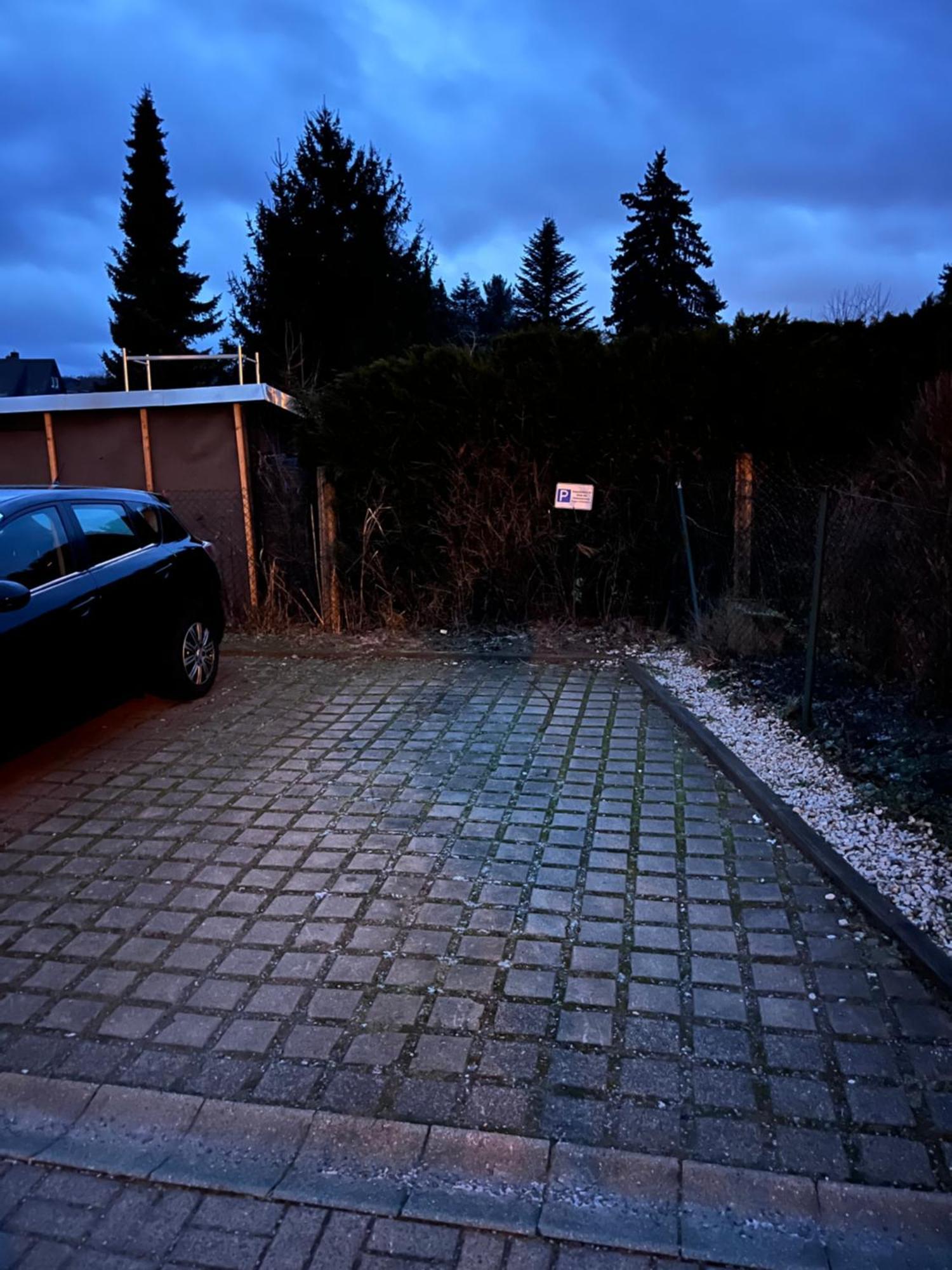 Fewo "Rabennest " Gemuetliche Wohnung Nahe Rabensteinklinikum - Kein Separates Schlafzimmer, Studiowohnung Chemnitz Buitenkant foto