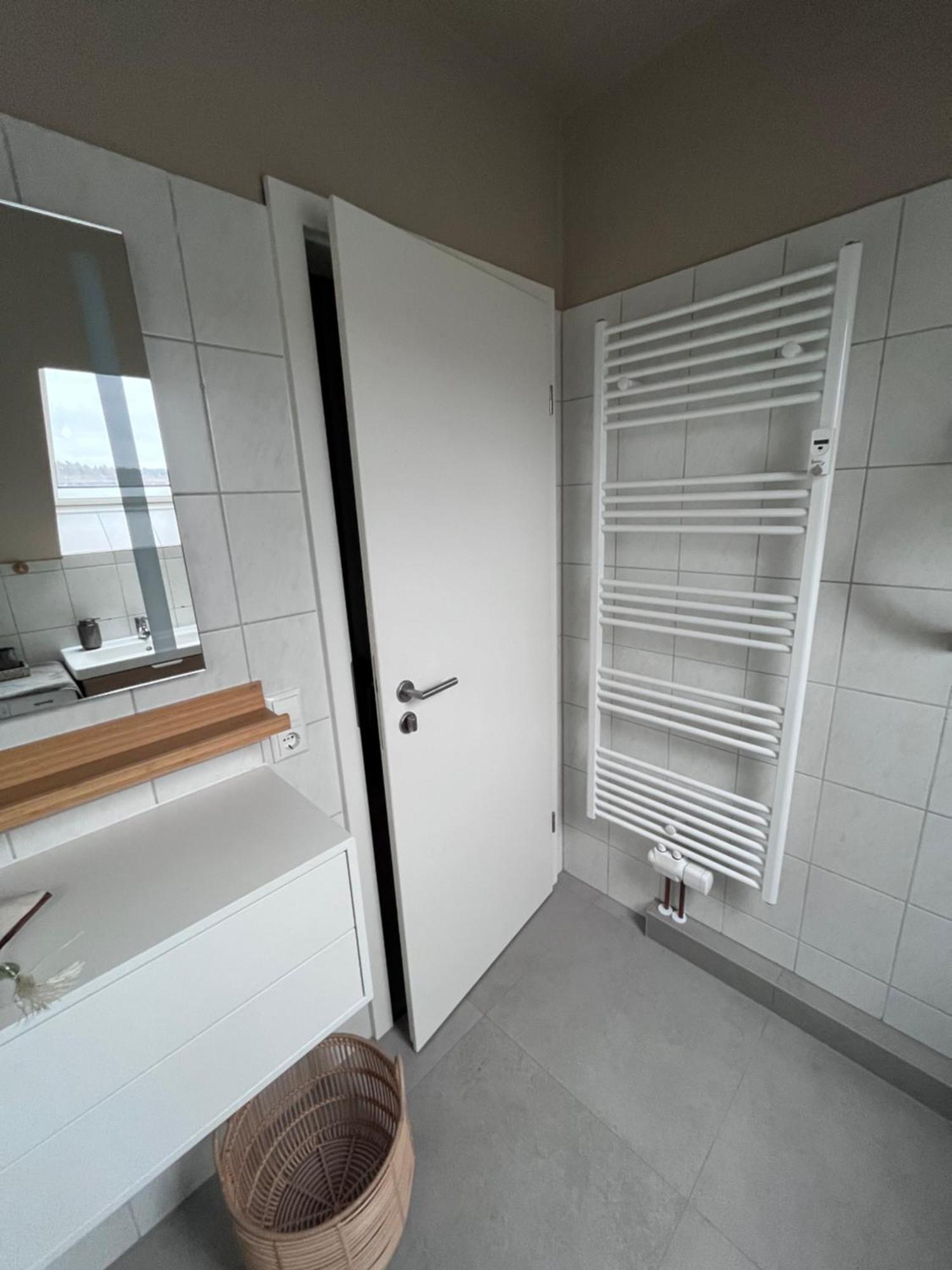 Fewo "Rabennest " Gemuetliche Wohnung Nahe Rabensteinklinikum - Kein Separates Schlafzimmer, Studiowohnung Chemnitz Buitenkant foto